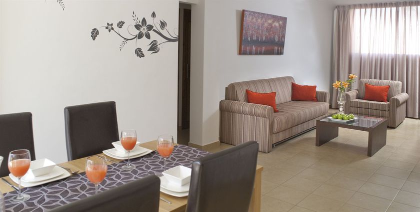 Imagen de la habitación del Ramon Suites Hotel. Foto 7