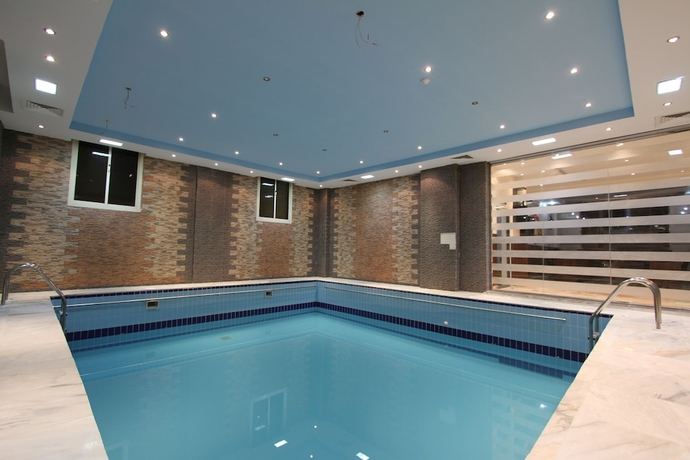 Imagen de la piscina del Raoum Inn Hail. Foto 19