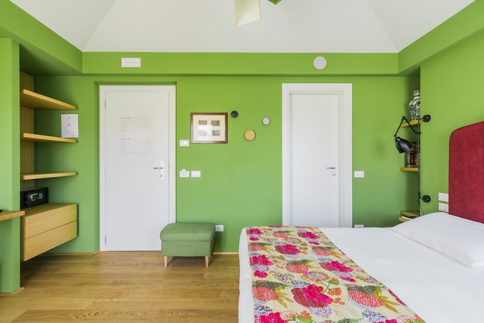 Imagen de la habitación del Rarity Suites. Foto 6