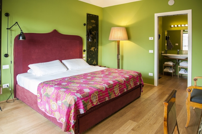 Imagen de la habitación del Rarity Suites. Foto 10