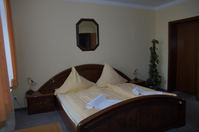 Imagen de la habitación del Ratskeller Thum. Foto 8