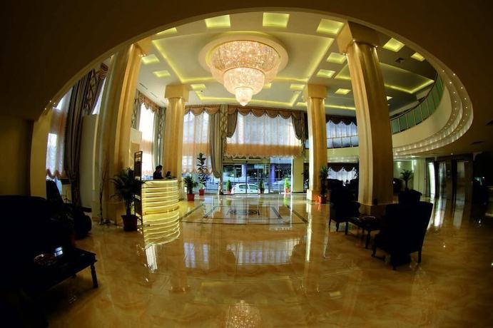 Imagen de los interiores del Ravanda Hotel. Foto 13