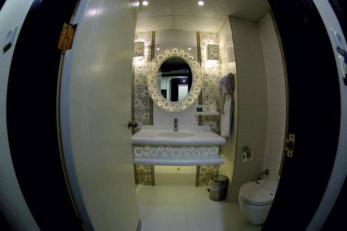 Imagen de la habitación del Ravanda Hotel. Foto 6