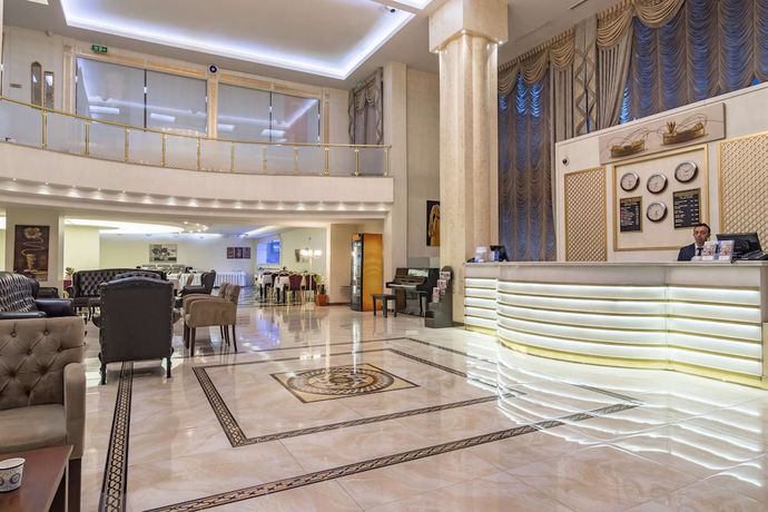 Imagen de los interiores del Ravanda Hotel. Foto 17