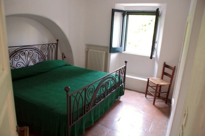 Imagen de la habitación del Ravino Ecolodge. Foto 15