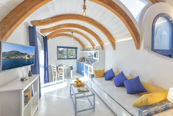 Imagen de la habitación del Ravino Ecolodge. Foto 18