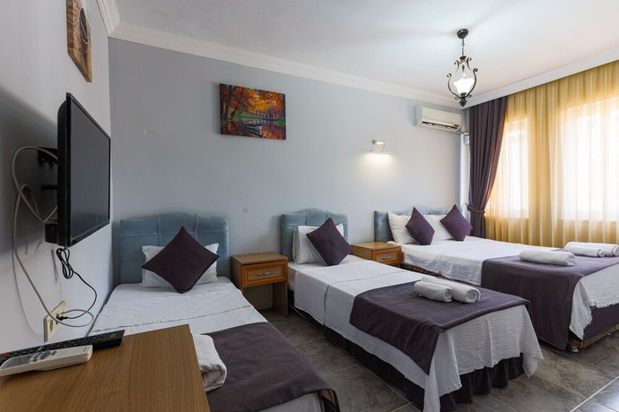 Imagen de la habitación del Rayana Hotel. Foto 14