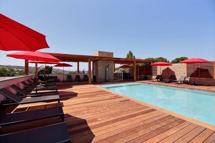 Imagen de la piscina del R&eacute;sidence Acqua Linda, Pietrosella. Foto 19