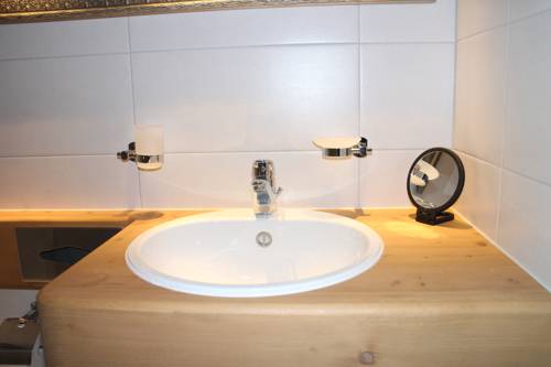 Imagen de la habitación del R&eacute;sidence Bellevue - H&ocirc;tel et Studios. Foto 7