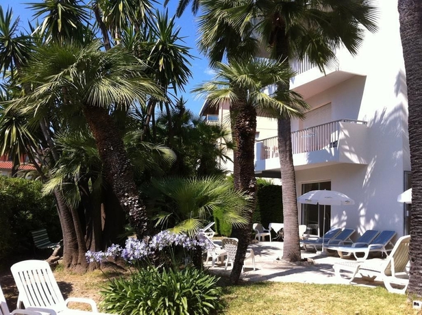 Imagen de los exteriores del R&eacute;sidence Carlton, BEAULIEU SUR MER. Foto 15