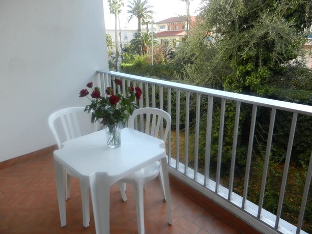 Imagen de la habitación del R&eacute;sidence Carlton, BEAULIEU SUR MER. Foto 13