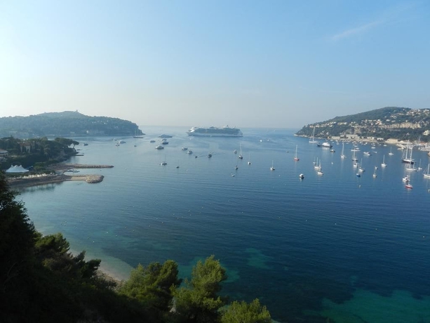 Imagen de los exteriores del R&eacute;sidence Carlton, BEAULIEU SUR MER. Foto 17