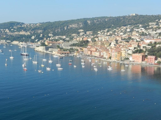 Imagen de los exteriores del R&eacute;sidence Carlton, BEAULIEU SUR MER. Foto 19