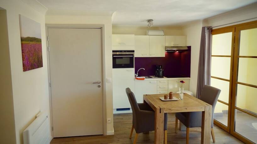 Imagen de la habitación del R&eacute;sidence Ch&acirc;teau Ferrassi&egrave;res. Foto 13