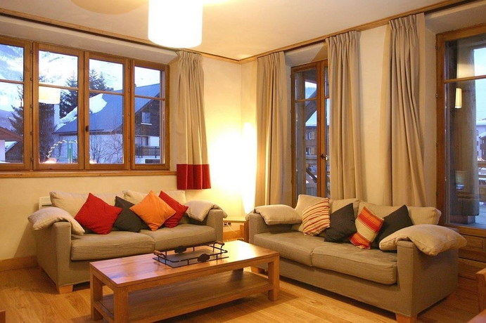 Imagen de los interiores del R&eacute;sidence Cortina. Foto 16