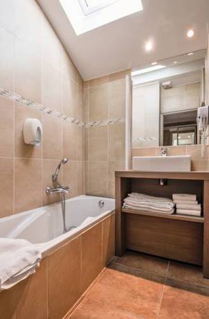 Imagen de la habitación del R&eacute;sidence H&ocirc;teli&egrave;re Spa Les Chataigniers. Foto 8