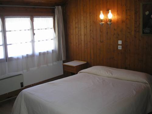 Imagen de la habitación del R&eacute;sidence H&ocirc;teli&egrave;re Spa Les Chataigniers. Foto 9