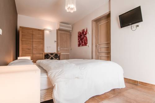 Imagen de la habitación del R&eacute;sidence H&ocirc;teli&egrave;re Spa Les Chataigniers. Foto 13