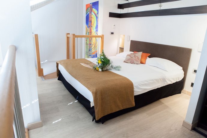 Imagen de la habitación del R&eacute;sidence La Villa d Elsa. Foto 12
