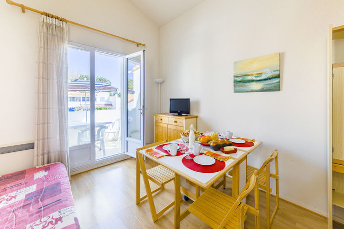 Imagen de los interiores del R&eacute;sidence Lagrange Vacances Les Fermettes De La Mer. Foto 10