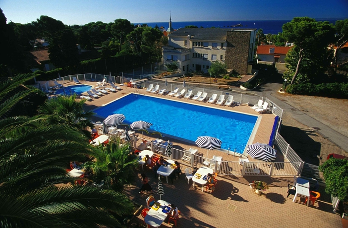 Imagen de la piscina del Résidence Les Lionceaux By Popinns. Foto 18