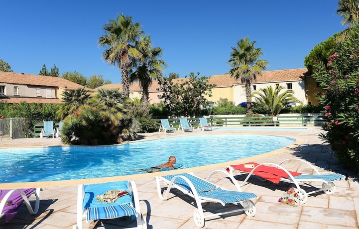 Imagen de la piscina del R&eacute;sidence Odalys Le Grand Bleu. Foto 15