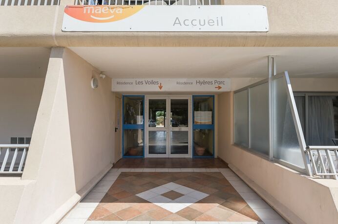 Imagen general del R&eacute;sidence Pierre and Vacances Hyeres Le Port. Foto 4