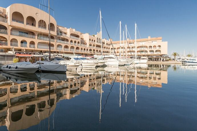 Imagen general del R&eacute;sidence Pierre and Vacances Hyeres Le Port. Foto 10