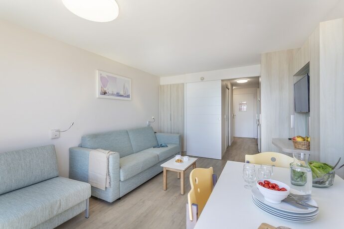 Imagen de la habitación del Résidence Pierre and Vacances Saint-Mandrier Les Jardins de la Côte d\'Azur. Foto 15