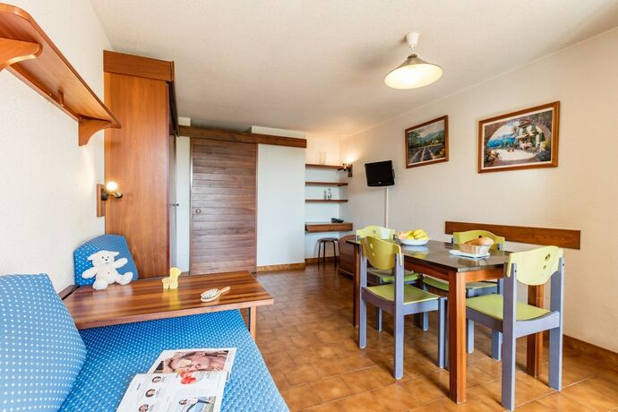 Imagen general del Résidence Pierre and Vacances Saint-Mandrier Les Jardins de la Côte d\'Azur. Foto 5