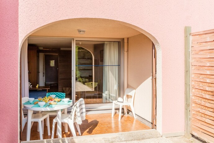 Imagen general del Résidence Pierre and Vacances Saint-Mandrier Les Jardins de la Côte d\'Azur. Foto 8