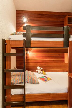 Imagen de la habitación del Résidence Pierre and Vacances Saint-Mandrier Les Jardins de la Côte d\'Azur. Foto 20