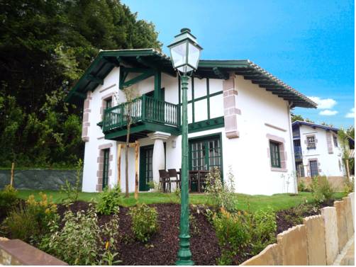 Imagen de la habitación del R&eacute;sidence Prestige Odalys Domaine De Lana. Foto 10