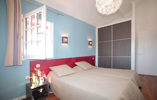 Imagen de la habitación del R&eacute;sidence Prestige Odalys Domaine De Lana. Foto 15