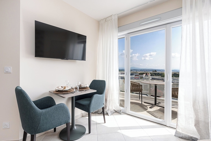 Imagen de la habitación del R&eacute;sidence Seniors Marina Bay. Foto 13