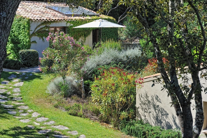 Imagen de los exteriores del R&eacute;sidence Sophia. Foto 10