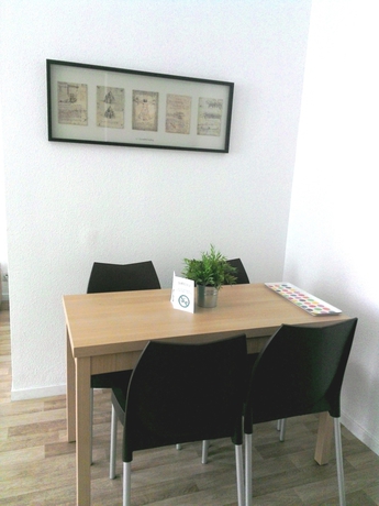 Imagen de la habitación del R&eacute;sidence Suiteasy R&eacute;publique. Foto 7