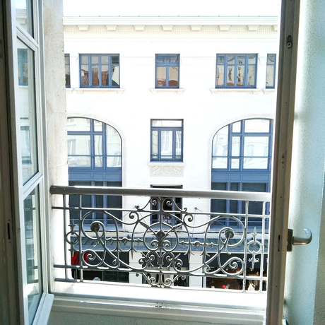 Imagen de la habitación del R&eacute;sidence Suiteasy R&eacute;publique. Foto 8