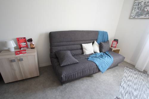 Imagen de la habitación del R&eacute;sidence Suiteasy Sigma. Foto 2