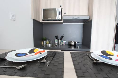 Imagen de la habitación del R&eacute;sidence Suiteasy Sigma. Foto 5