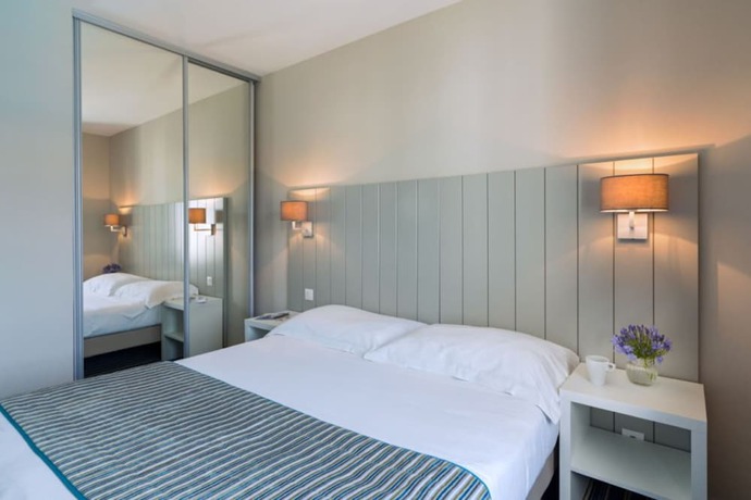 Imagen de la habitación del R&eacute;sidence Thalasso Concarneau. Foto 8