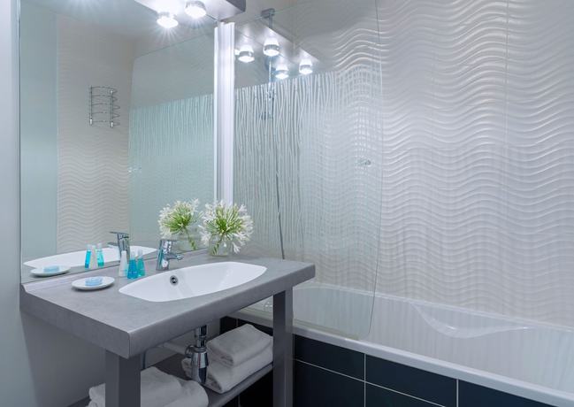 Imagen de la habitación del R&eacute;sidence Thalasso Concarneau. Foto 11