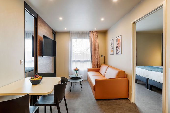 Imagen de la habitación del R&eacute;sidence meubl&eacute;e Bellini Vannes. Foto 4
