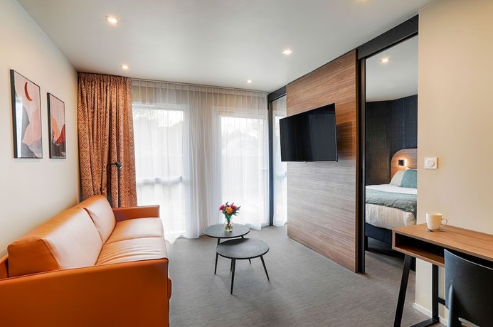 Imagen de la habitación del R&eacute;sidence meubl&eacute;e Bellini Vannes. Foto 6