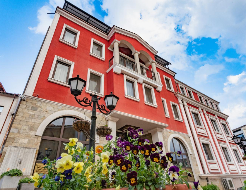 Imagen general del Real Hotel, Veliko Tarnovo. Foto 4