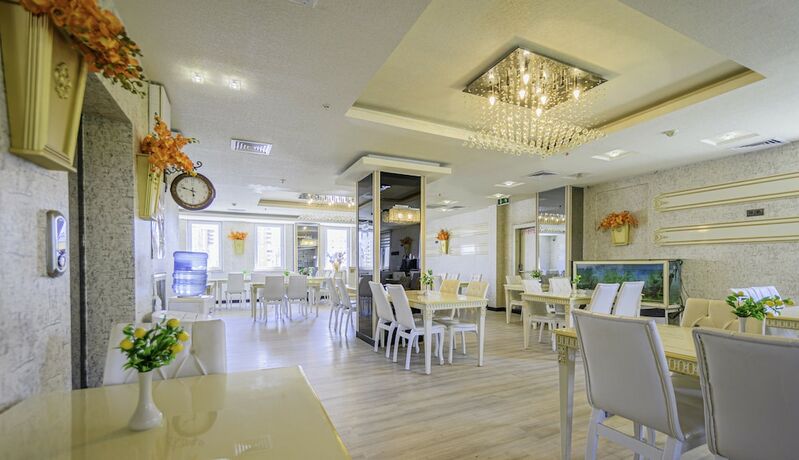 Imagen del bar/restaurante del Real House Boutique Hotel. Foto 15