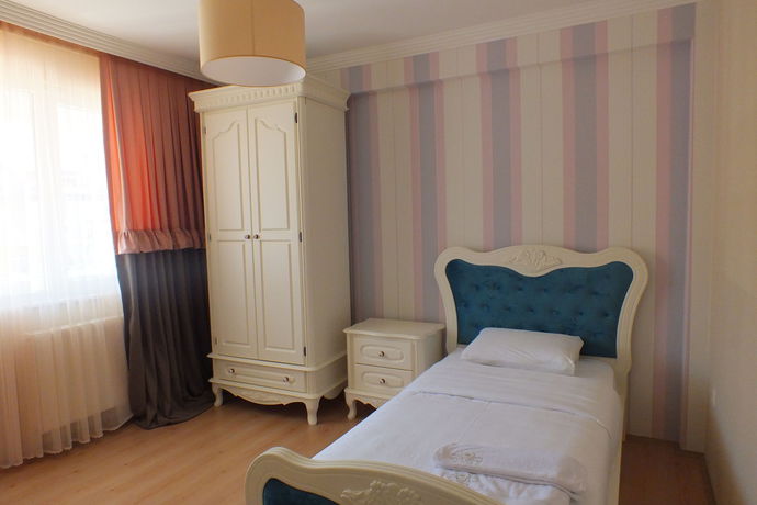 Imagen de la habitación del Real King Residence Hotel. Foto 7