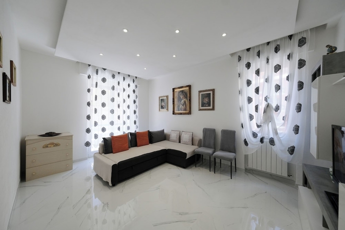 Imagen de la habitación del Real Modern Rapallo Retreat. Foto 14