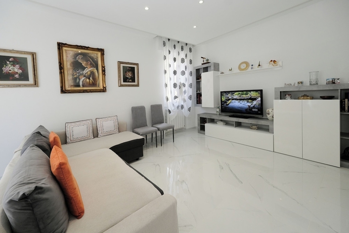 Imagen de la habitación del Real Modern Rapallo Retreat. Foto 15
