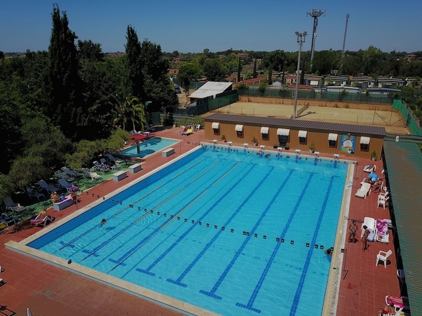 Imagen general del Real Village Roma. Foto 1